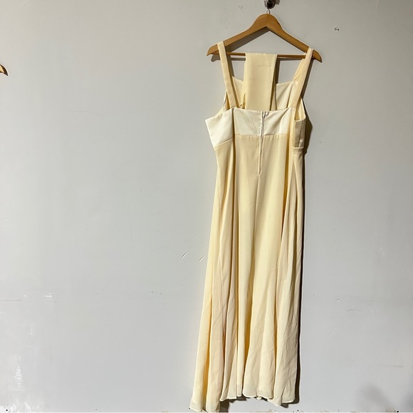 Night Way Collections Cream Maxi Dress – Size 4 - Picture 2 of 7